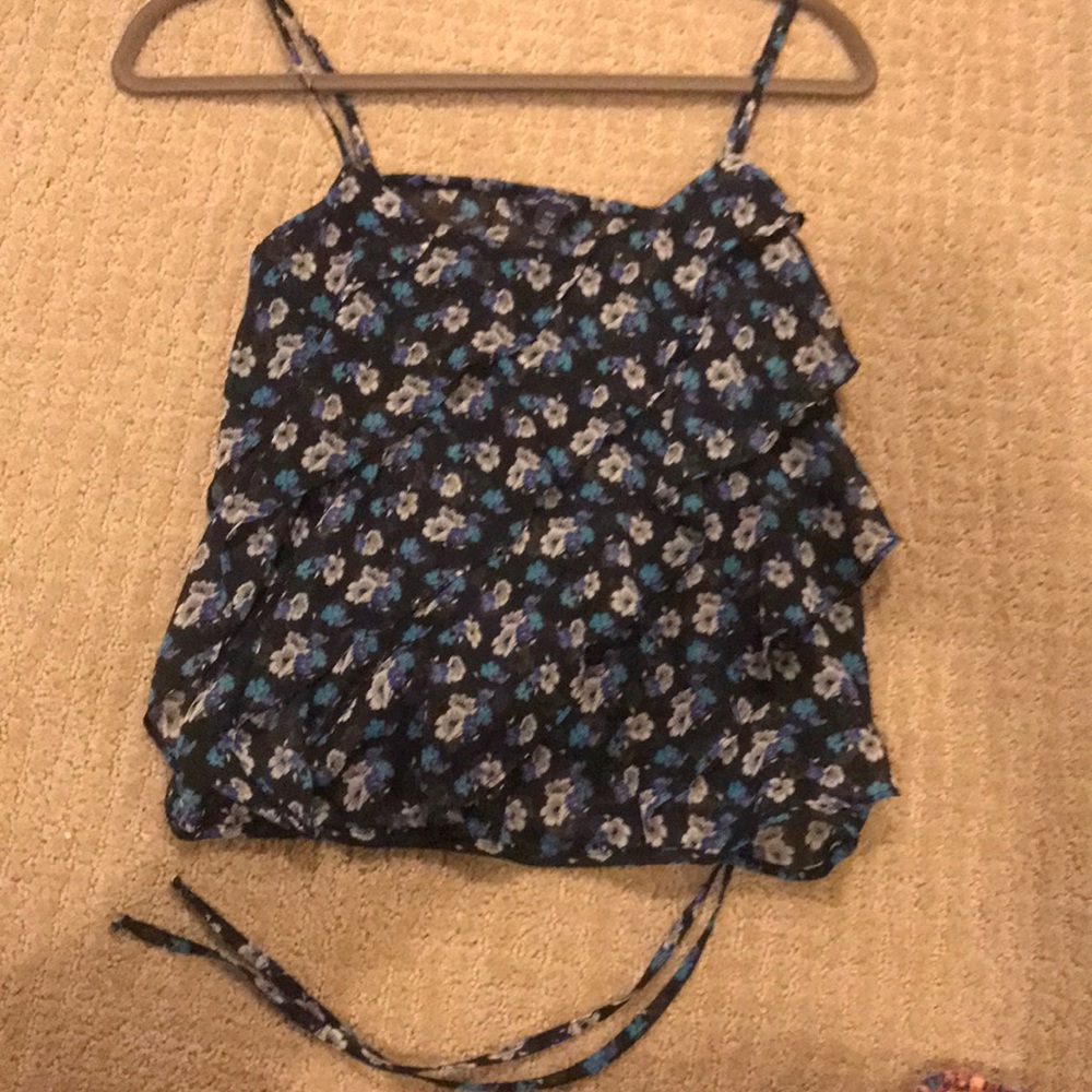 American Eagle Flowy Top